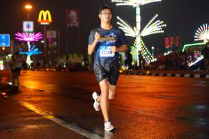 BIB: 412
                            <button type="button" onclick="openModal(16152405)" class="btn btn-primary btn-sm float-right btn-popup" data-toggle="modal" data-target=".modal-high-quality">
                        <i class="fas fa-shopping-cart"></i> Add to Cart
                    </button>
                                            <button type="button" onclick="isThisMe(16152405, true)" class="btn btn-success btn-sm float-right btn-popup btn-isme hidden" data-toggle="tooltip" data-placement="bottom" title="นี่คือรูปของคุณใช่ไหม คลิกที่นี่เพื่อเอาเข้าอัลบั้ม">
                        <i class="fas fa-plus"></i> Add to album
                    </button>
                    <button type="button" onclick="isThisMe(16152405, false)" class="btn btn-warning btn-sm float-right btn-popup btn-isnotme hidden">
                        <i class="fas fa-ban"></i> Remove from album
                    </button>